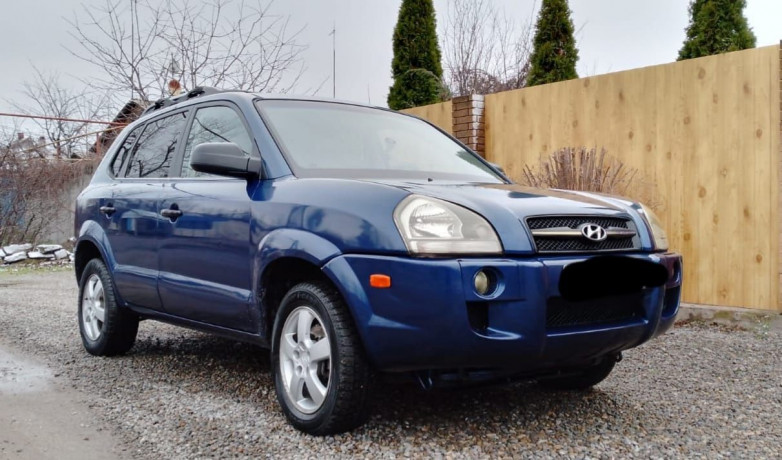 hyundai-tucson-rastamozen-big-0