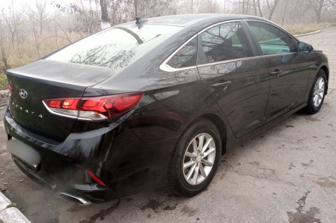 prodam-hyundai-sonata2019-goda-big-4