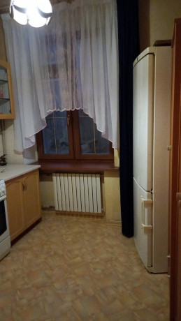 kvartira-posutocno-po-adresu-uluniversitetskaya-4-big-2
