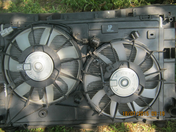 prodam-zapcasti-na-toiotu-prius-30-big-0