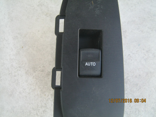 prodam-zapcasti-na-toiotu-prius-30-big-9