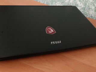 Игровой ноутбук MSI.