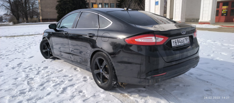 prodam-ford-fusion-usa-2013-big-6