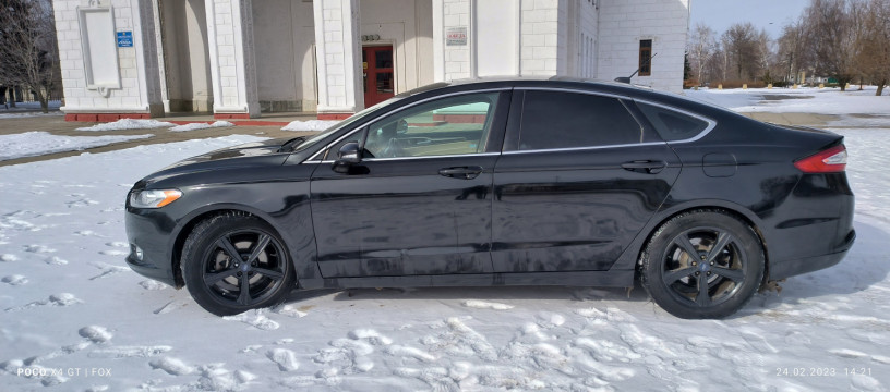 prodam-ford-fusion-usa-2013-big-7