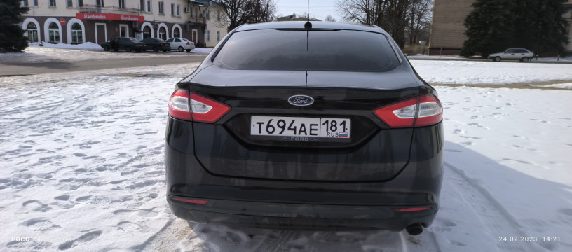 prodam-ford-fusion-usa-2013-big-5