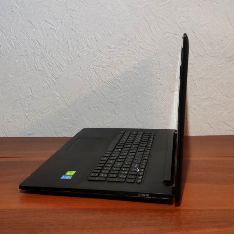 noutbuk-lenovo-ideapad-70-70-17core-i58-240gb-ssdgf-820-2gb-big-1