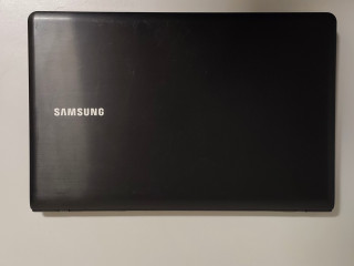 Ноутбук Samsung NP350E7X 17.3"/ Core i3/8-500GB/AMD 7670 1GB 128bit