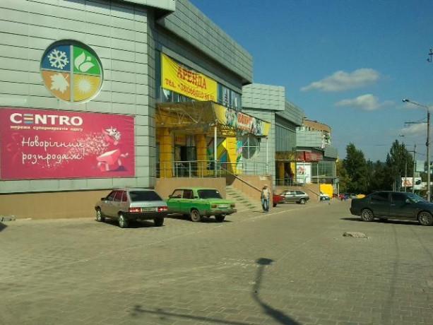 sdaetsya-torgovaya-ploshhad-400-kvm-v-makeevke-big-1