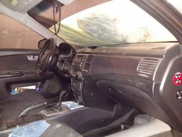 prodam-kia-magentis-2008-g-big-1