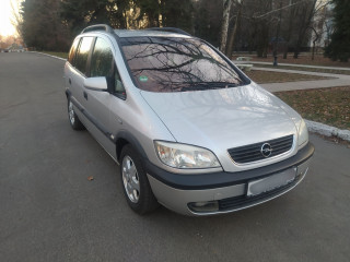 Opel Zafira A 2002