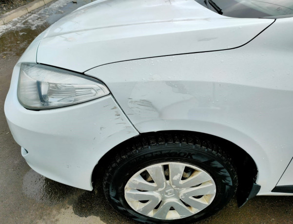 renault-fluence-2013-goda-16-mexanika-big-16