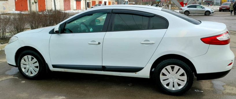 renault-fluence-2013-goda-16-mexanika-big-2