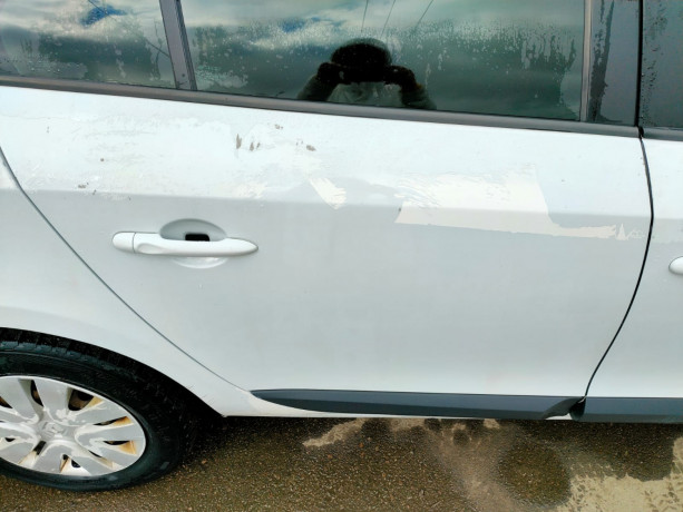 renault-fluence-2013-goda-16-mexanika-big-11