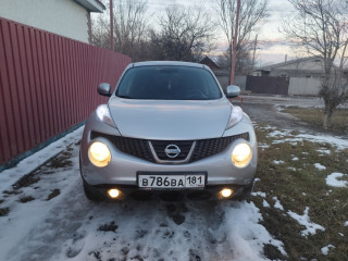 Продам Nissan Juke, полный привод, 190л с. Турбо бензин. Хорошее состояние