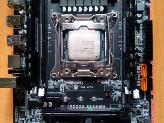 komplekt-xeon-e5-2666v3-10yader20potok-35-ggc-ddr432-gb-big-0