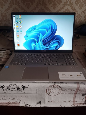 prodam-noutbuk-asus-sonicmaster-big-1