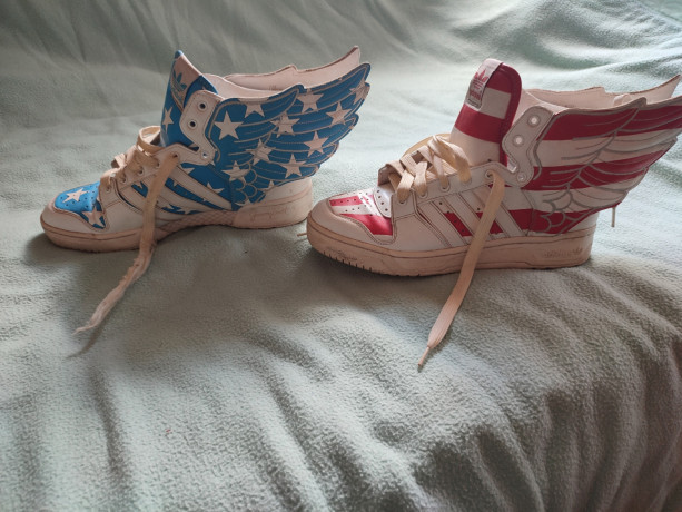 krossovki-adidas-jeremy-scott-big-1