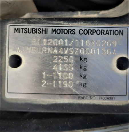 prodam-mitsubishi-grandis-2010-24-akpp-7-mest-big-9
