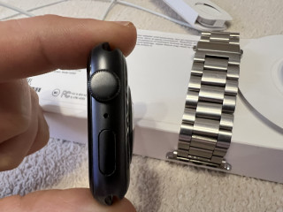 Apple Watch SE 44 мм.