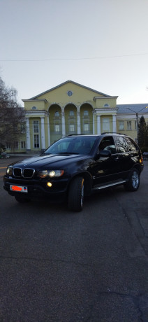 bmw-x5-v-dostoinom-sostoyanii-big-0