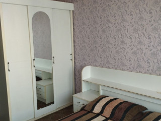 3х комн.кв., 5/5 этаж., пр.Освобождения Донбасса, ШК-54