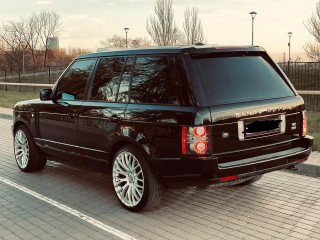 ***Range Rover***