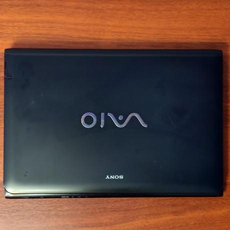 noutbuk-sony-sve151c11v-156core-i3-23708-120ssd500hdd-gbradeon-7600-1gb-big-4