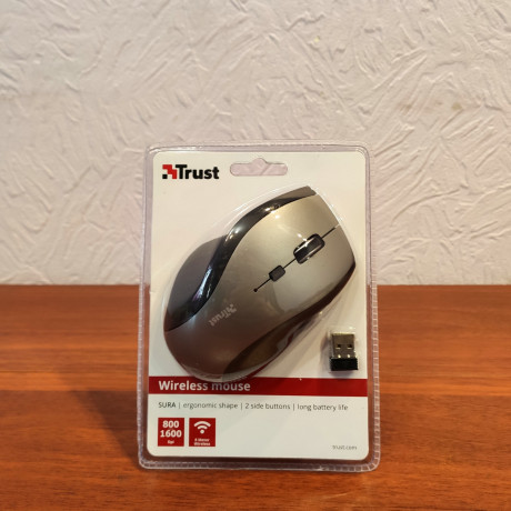noutbuk-sony-sve151c11v-156core-i3-23708-120ssd500hdd-gbradeon-7600-1gb-big-1