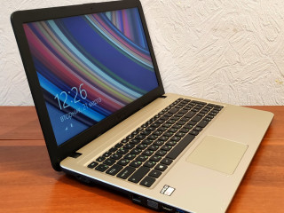 Ноутбук Asus X540Y 15.6"/AMD E1-7010 /2-128SSD новый/Radeon R2 /акк. 4ч.