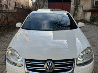 Продам Volkswagen Jetta individual