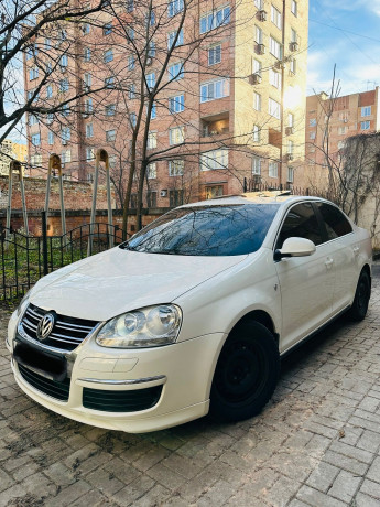 prodam-volkswagen-jetta-individual-big-1