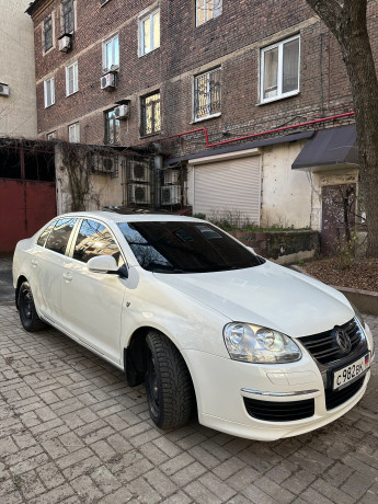 prodam-volkswagen-jetta-individual-big-2