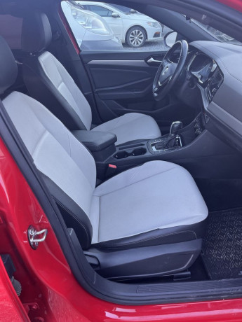 prodam-avttomobil-wv-jetta-2018-god-obem-14-za-24100-big-4