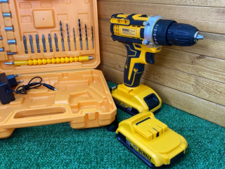 Шуруповерт Dewalt 26v / доставка