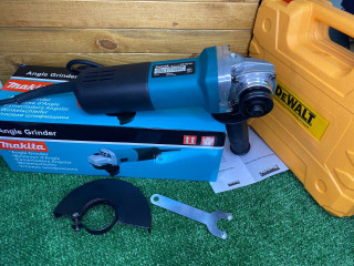 Шлифмашина угловая Makita 9558HN