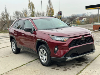 Продам авто Toyota Rav 4 2021год