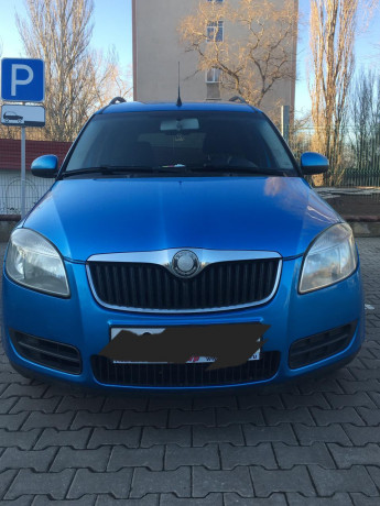 prodam-skoda-roomster-14-big-0