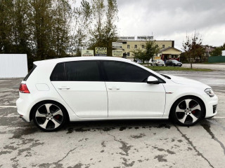 Продажа Volkswagen Golf Gti 2015год