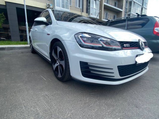 Продажа Volkswagen Golf Gti 2015год