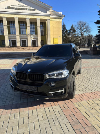 bmw-x5-f15-xdrive-polnyi-privod-big-4