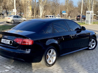 Сногсшибательная Audi A4!