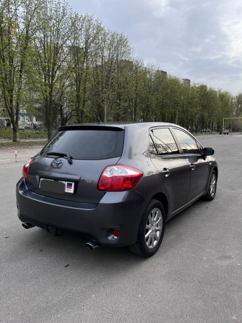 toyota-auris-2007-big-2