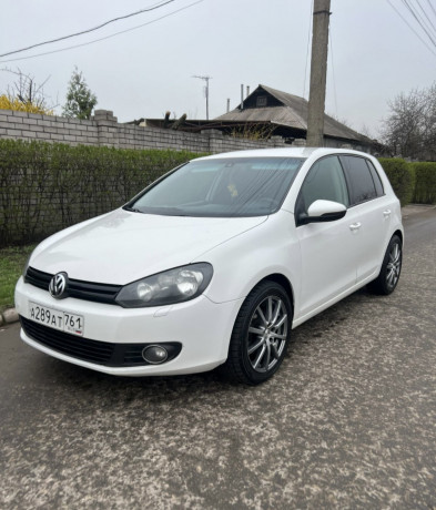 prodam-otlicnyi-avtomobil-v-xorosem-sostoyanii-big-0