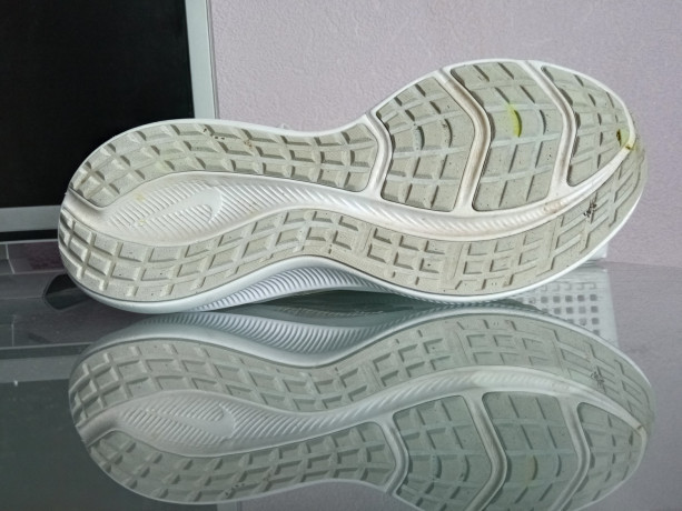 begovye-krossovki-nike-downshifter-11-big-3