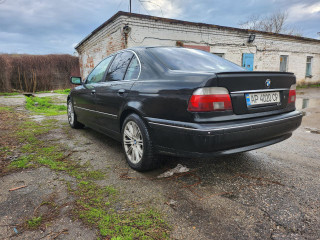 Продам БМВ 520i