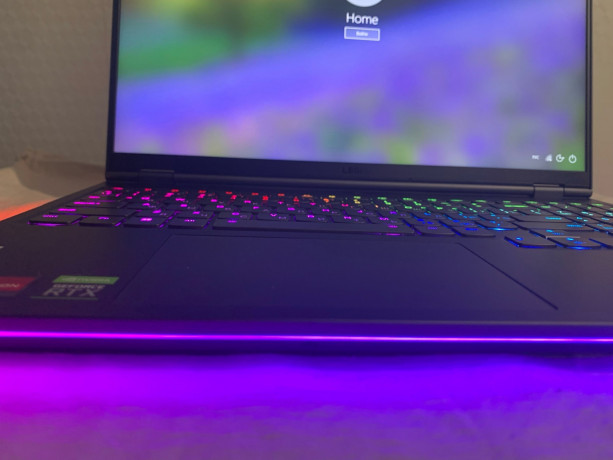 igrovoi-noutbuk-lenovo-legion-7-ryzen-9-5900hx-3080165v-1tb32gb-16165gc-150k-i-170k-big-1