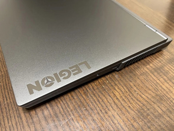 igrovoi-noutbuk-lenovo-legion-7-ryzen-9-5900hx-3080165v-1tb32gb-16165gc-150k-i-170k-big-4