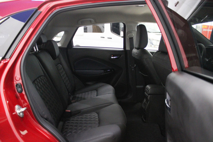 novyi-suzuki-baleno-2022-big-6