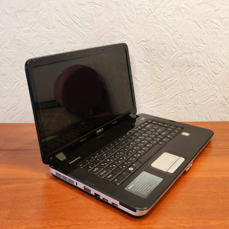 noutbuk-dell-vostro-1015-big-2