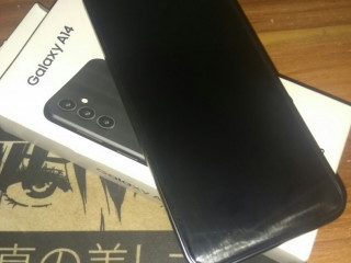 SAMSUNG A14